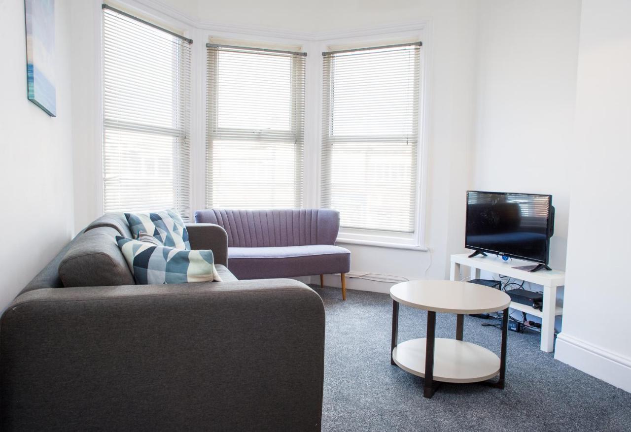 Mycityhaven - 3 Bedroom Shirehampton Flat Near Avonmouth & M4 ブリストル エクステリア 写真